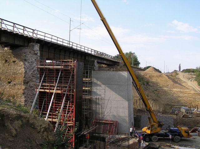 Sezimovo st, most pes Kozsk potok, z 2007